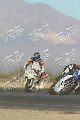 media/Dec-07-2024-CVMA (Sat) [[21c5f1ef85]]/Race 12-Supersport Middleweight/